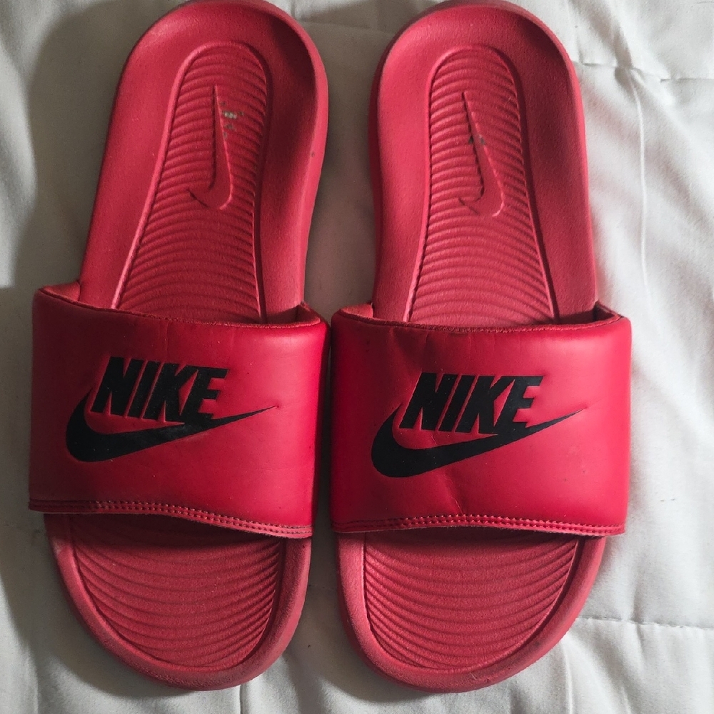 Nike Classic Red Slides Size 8